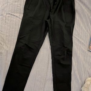 Black Commuter / Golf Lululemon Pants